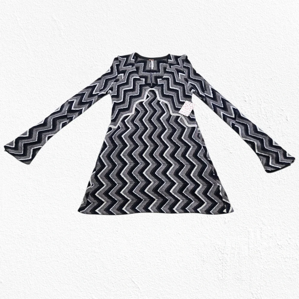 Free People Black Rhiannon Chevron Knit Sweater Dress Wool Blend Zip Sleeve XS